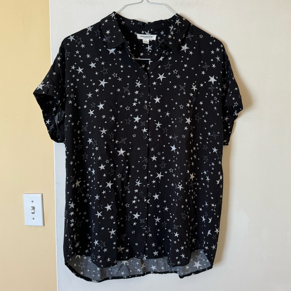 BEACHLUNCHLOUNGE button down top - size L - EUC